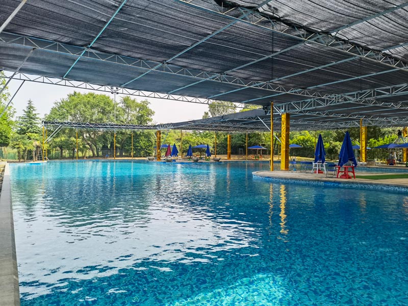 �����б̹�԰��˾Ƶ���Ӿ��